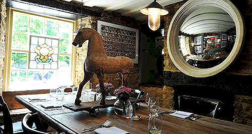 The Horse And Groom Inn Malmesbury Exteriör bild